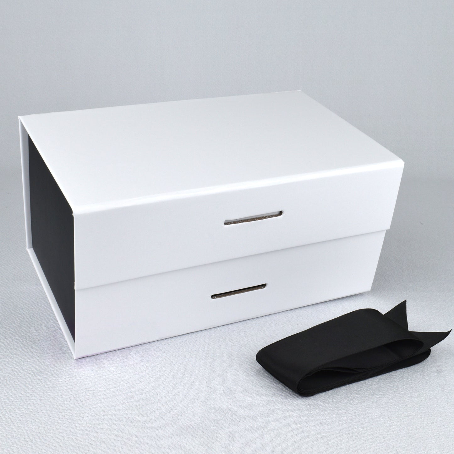 MEDIUM Premium Gift Box with Removable Ribbon and Magnetic Closure (8.25" x 5" x 4")