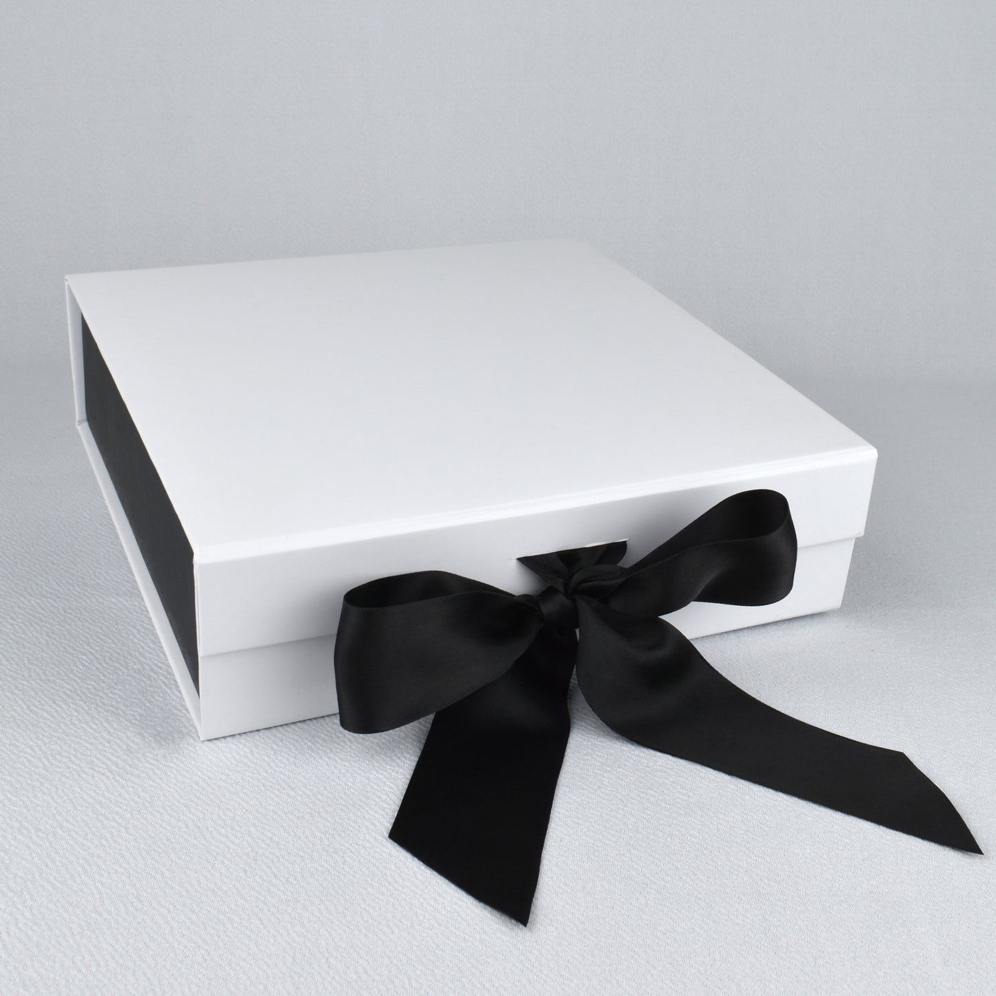 SQUARE Premium Gift Box with Satin Ribbon and Magnetic Closure (8.75" x 8.75" x 2.55")