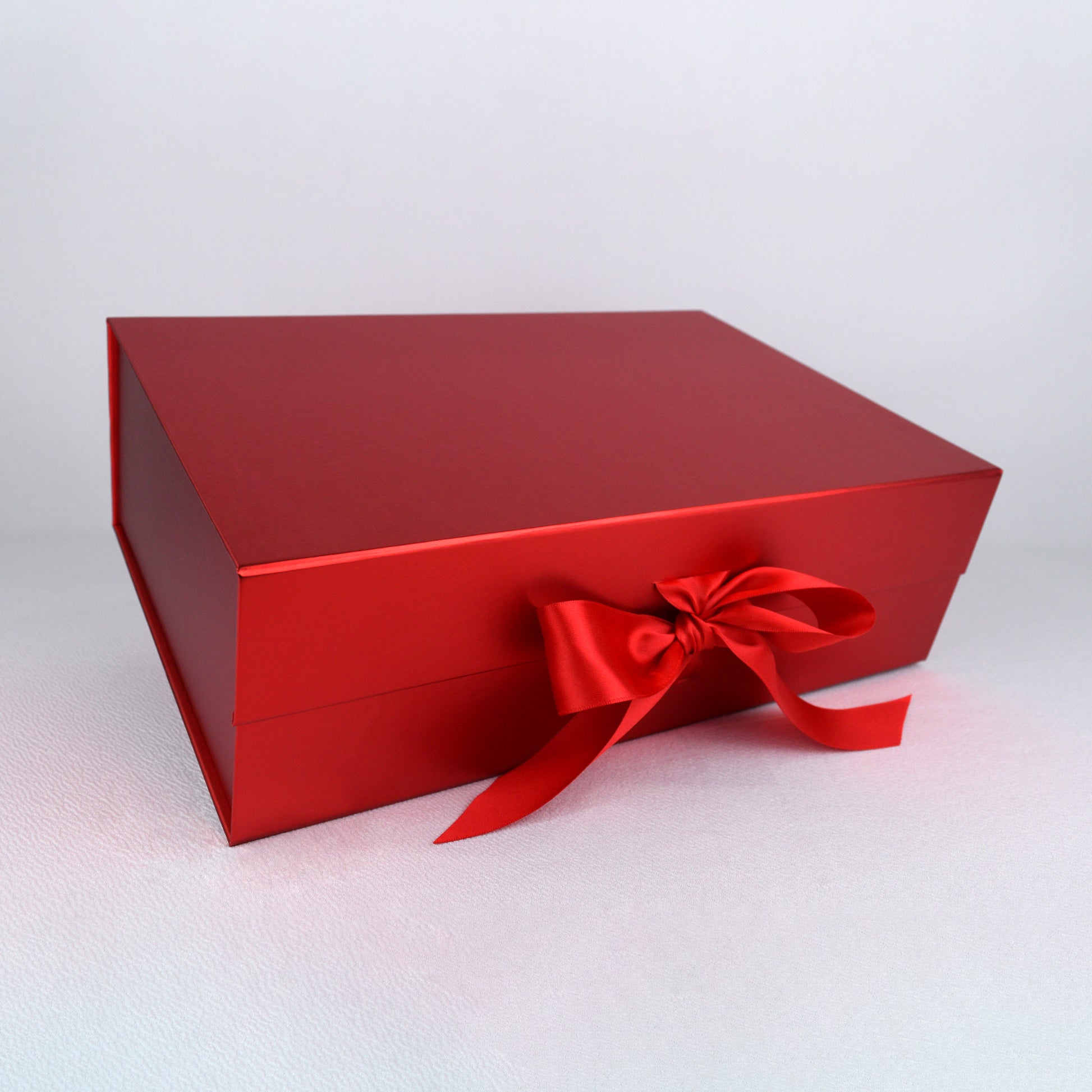 Red Small Gift Boxes with fixed grosgrain ribbon